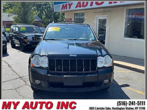 Used 2008 Jeep Grand Cherokee Laredo image 2