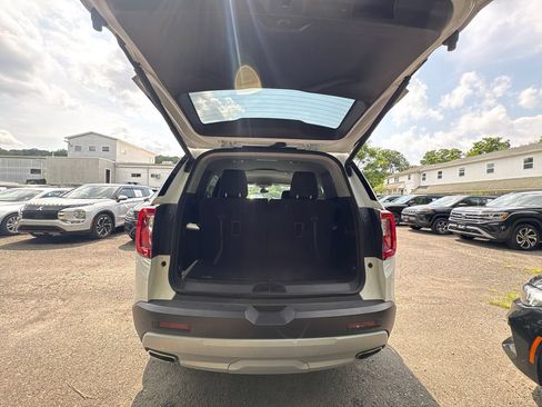 Used 2023 GMC Acadia SLE w/ Driver Convenience Package AWD/4WD image 48