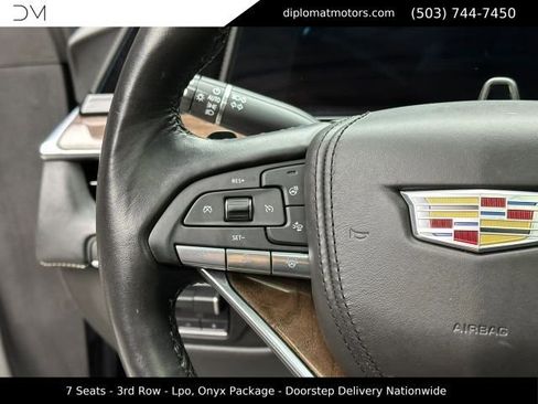 Used 2023 Cadillac Escalade ESV Sport Platinum w/ LPO, ONYX Package AWD/4WD image 34