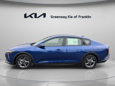 New 2025 Kia K4 LXS image 4