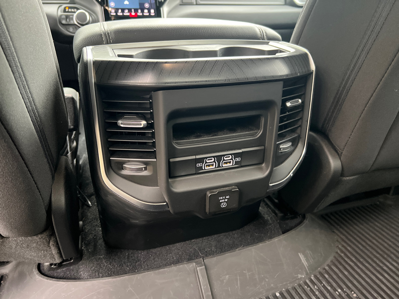 Used 2025 RAM 1500 Big Horn AWD/4WD image 23
