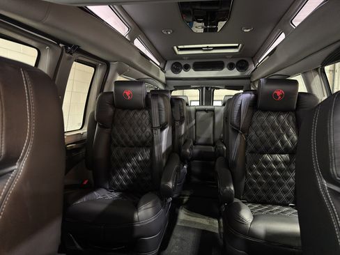 New 2025 GMC Savana 2500 Extended w/ Driver Convenience Package image 19