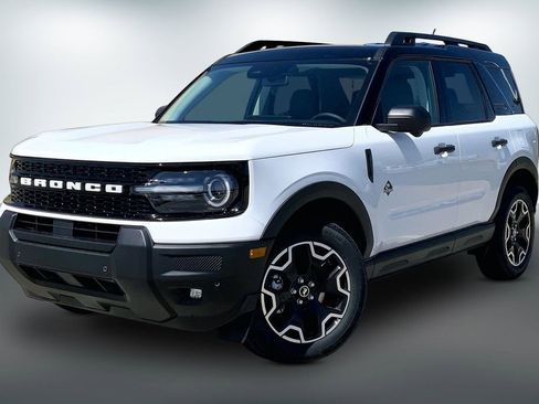 New 2026 Ford Bronco Sport Outer Banks AWD/4WD image 2