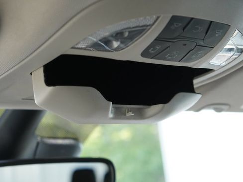 Used 2024 Chrysler Pacifica Touring-L FWD image 25