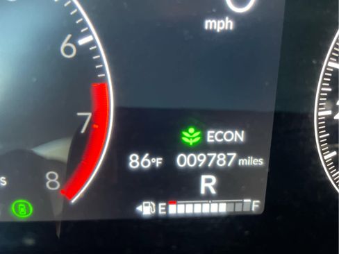 Used 2024 Honda CR-V LX image 15