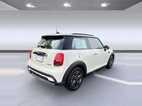 Certified 2023 MINI Cooper 2-Door Hardtop image 9