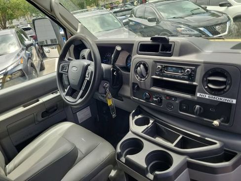 Used 2021 Ford E-450 and Econoline 450 Super Duty RWD image 9