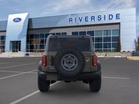 New 2025 Ford Bronco Badlands AWD/4WD image 3