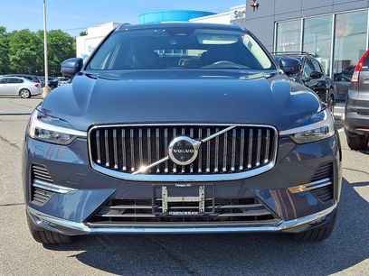 Used 2023 Volvo XC60 B5 Ultimate w/ Climate Package