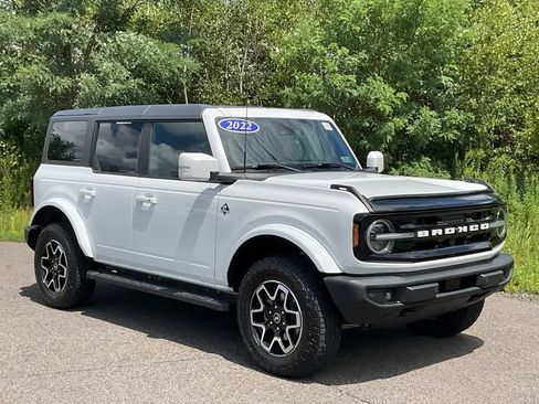 Used 2022 Ford Bronco Outer Banks AWD/4WD image 1
