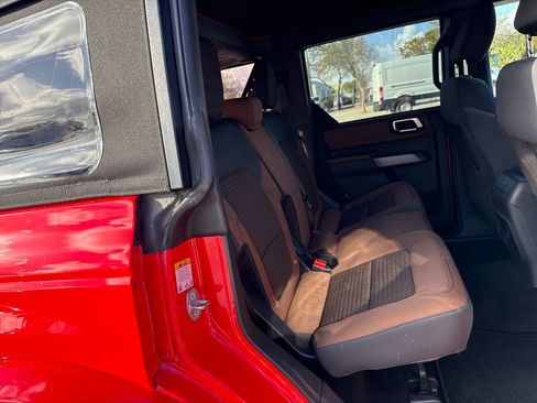 Used 2023 Ford Bronco Outer Banks image 27