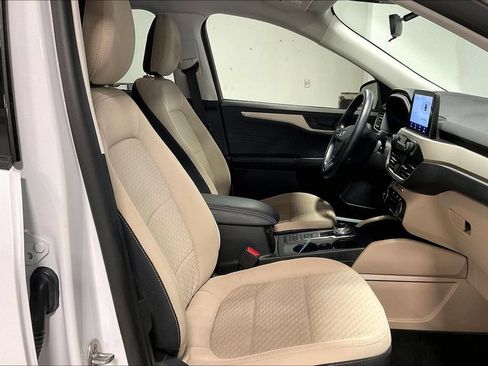 Used 2022 Ford Escape SE FWD image 9