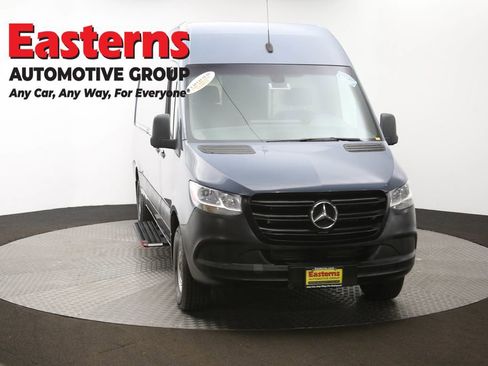 Used 2019 Mercedes-Benz Sprinter 170 image 48