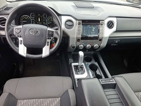 Used 2018 Toyota Tundra SR5 image 13