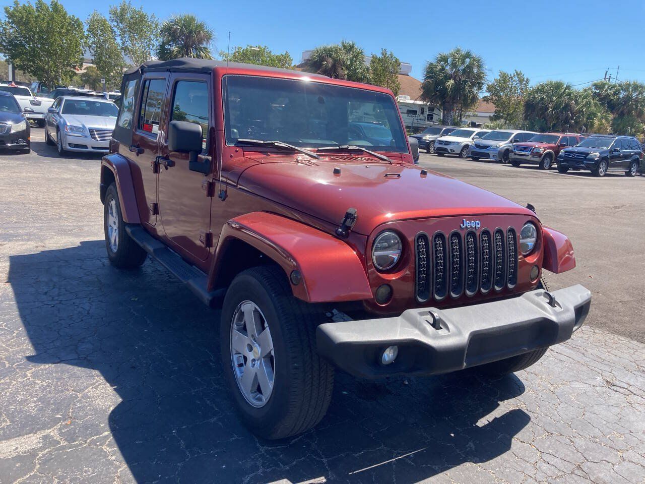 Used 2007 Jeep Wrangler Unlimited Sahara w/ Trailer Tow Group AWD/4WD image 5