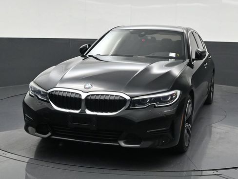Used 2021 BMW 330i Sedan w/ Premium Package RWD image 9