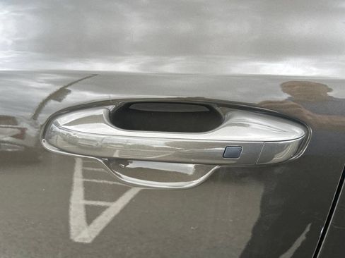 Certified 2024 Kia Telluride EX X-Line AWD/4WD image 7
