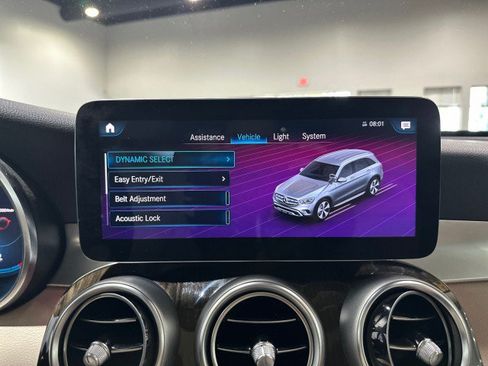Used 2021 Mercedes-Benz GLC 300 w/ Premium Package image 58