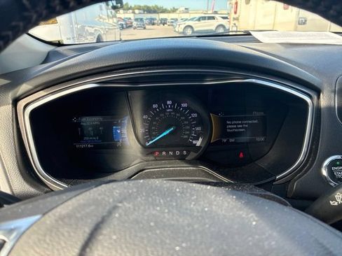 Certified 2019 Ford Fusion SE w/ Equipment Group 151A FWD image 6