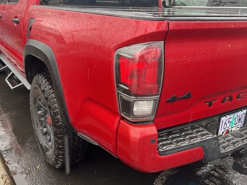 Used 2017 Toyota Tacoma TRD Pro image 9
