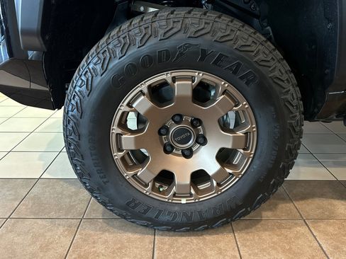 New 2025 Toyota Tacoma Trailhunter image 31