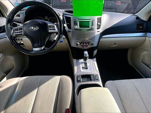 Used 2014 Subaru Outback 2.5i Premium AWD/4WD image 16