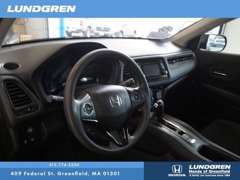 Used 2020 Honda HR-V LX image 13