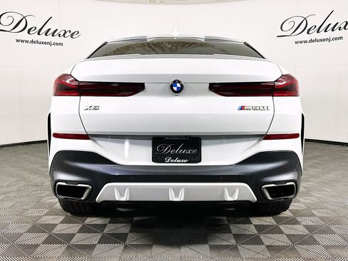 Used 2021 BMW X6 M50i AWD/4WD image 5