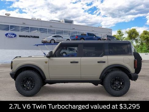 New 2026 Ford Bronco Badlands w/ Wildtrak Package AWD/4WD image 3