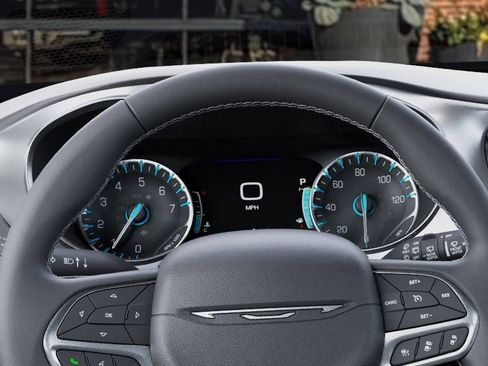 New 2027 Chrysler Pacifica Select AWD/4WD image 17