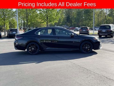 Used 2024 Toyota Camry XSE FWD image 6