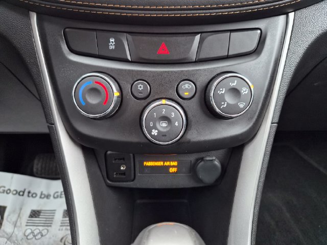 Certified 2022 Chevrolet Trax LT w/ LT Convenience Package AWD/4WD image 25