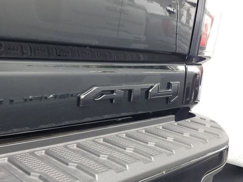 New 2026 GMC Sierra 2500 AT4 w/ Technology Package AWD/4WD image 9