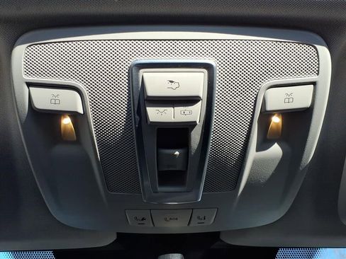 Used 2017 Mercedes-Benz G 550 image 21