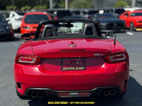 Used 2017 FIAT 124 Spider Abarth RWD image 7