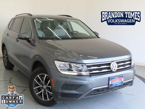 Used 2019 Volkswagen Tiguan SE image 1