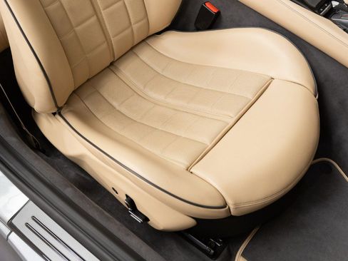 Certified 2019 Ferrari Portofino image 63