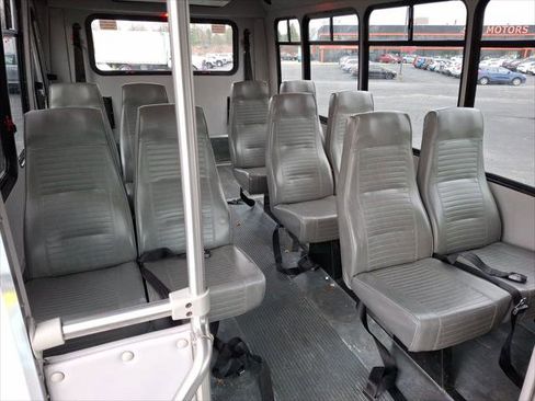 Used 2011 Ford E-350 and Econoline 350 Super Duty w/ Shuttle Bus Prep Pkg image 18