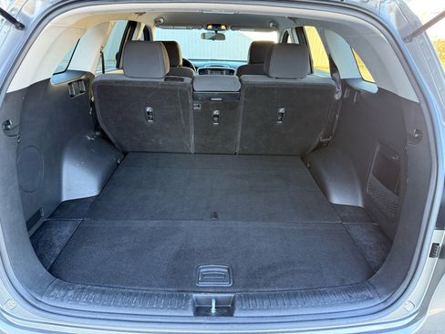 Used 2017 Kia Sorento L image 24