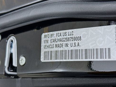 New 2025 Jeep Grand Cherokee Altitude image 22