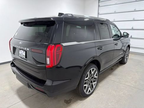 New 2027 Ford Expedition Platinum w/ Platinum Ultimate Package AWD/4WD image 4