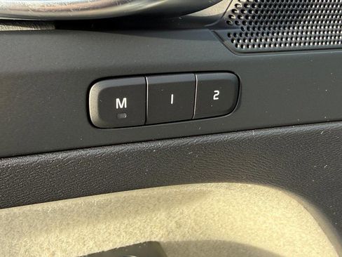 New 2026 Volvo XC40 B5 Plus w/ Protection Package Premier image 10