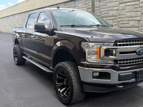 Used 2018 Ford F150 XLT w/ Equipment Group 302A Luxury AWD/4WD image 37