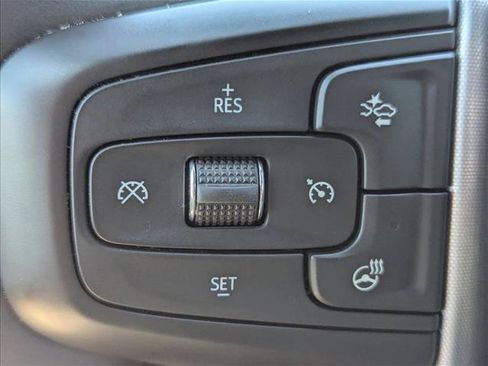 Used 2024 GMC Sierra 1500 Elevation image 12