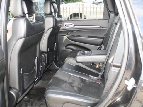 Used 2015 Jeep Grand Cherokee Altitude AWD/4WD image 7