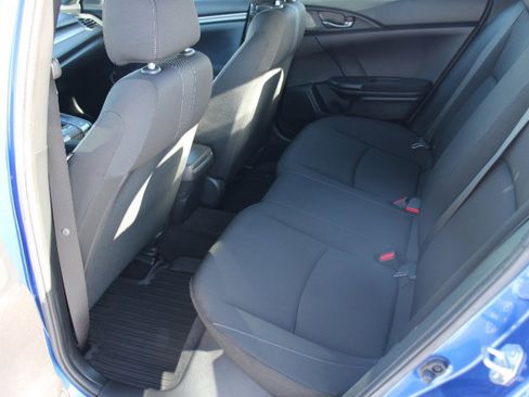 Used 2018 Honda Civic Sport image 13