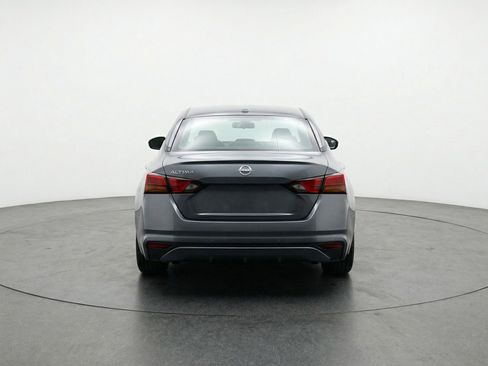 Used 2025 Nissan Altima 2.5 SV image 7