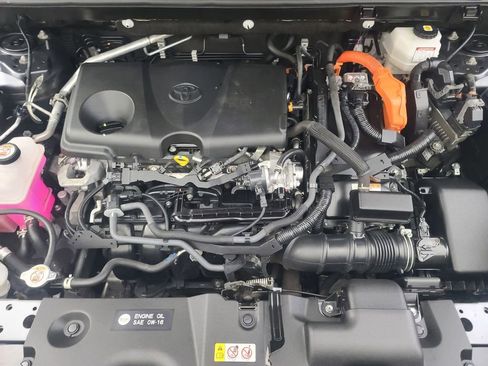 Used 2024 Toyota RAV4 XLE Premium image 39
