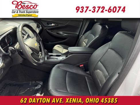 Used 2016 Chevrolet Malibu LT w/ Leather Package FWD image 10