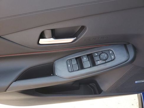 New 2026 Nissan Sentra SR w/ SR Premium Package FWD image 24